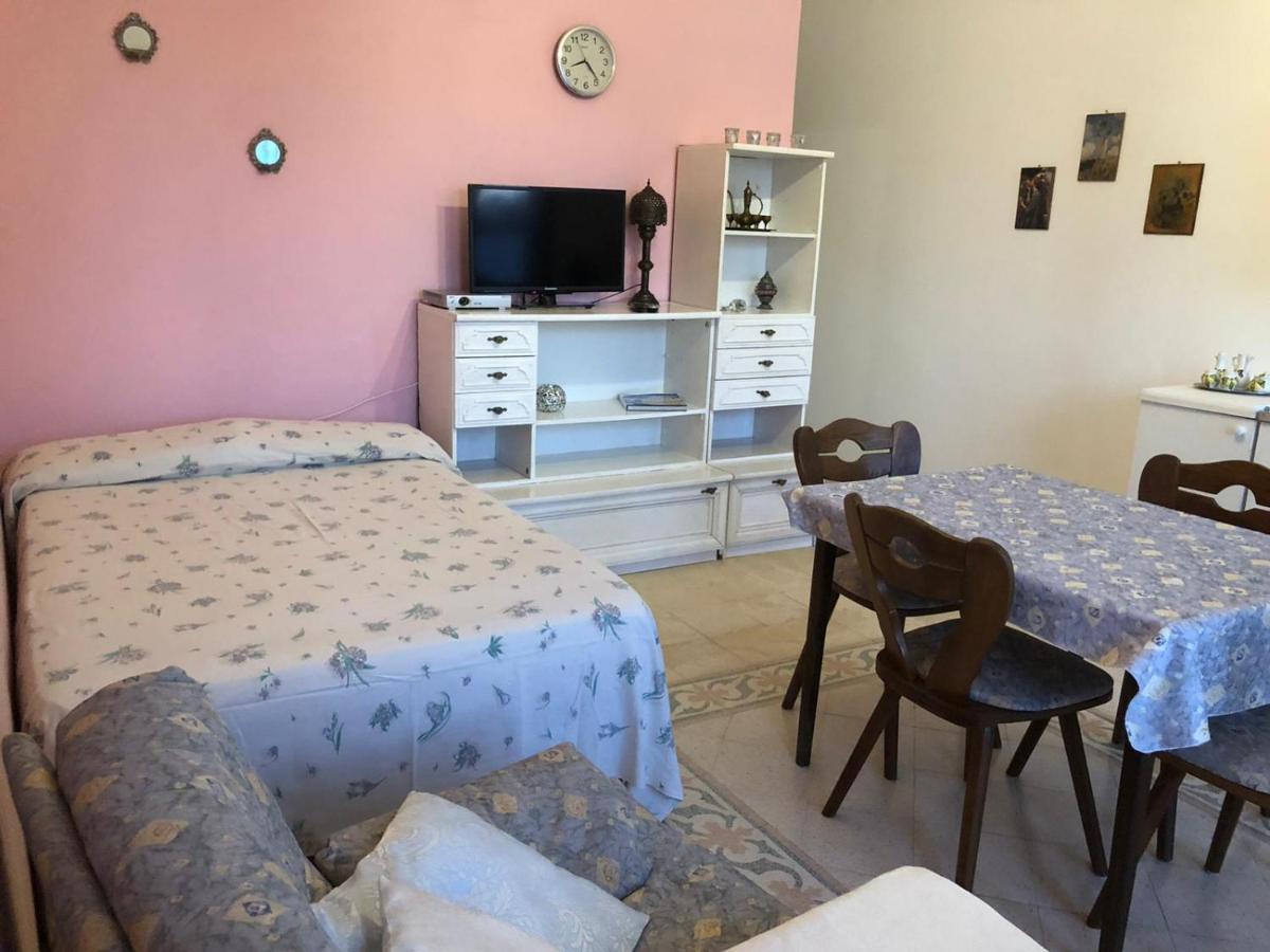 Casa Christina Apartment กาลาโตเน ภายนอก รูปภาพ