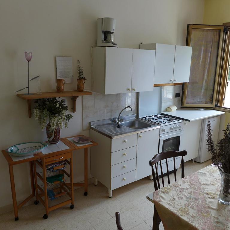 Casa Christina Apartment กาลาโตเน ห้อง รูปภาพ